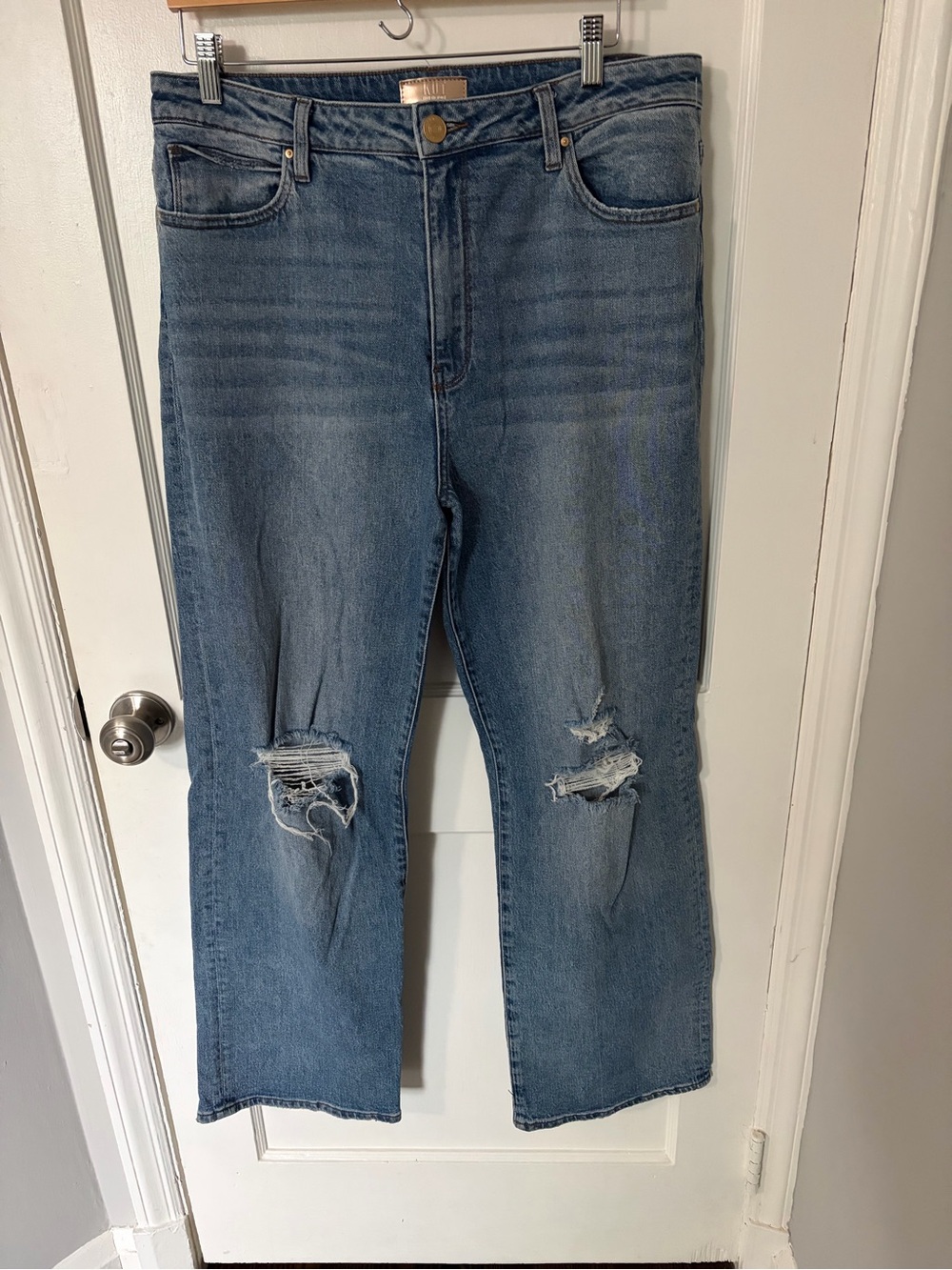 Kut from the Kloth Sienna Wide Leg Distressed Jeans - Medium Blue